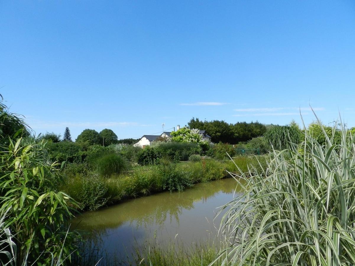 Gite La Grenouillere Esqueheries Exterior foto
